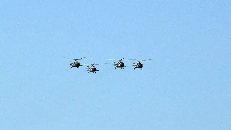 Hərbi pilotlarımız təlim-məşq uçuşları keçiriblər - FOTO