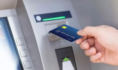 Tələbə təqaüdləri nə qədər artıb? - RƏQƏMLƏR