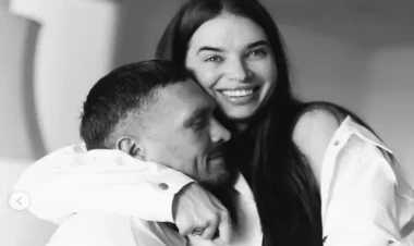 Usikin qələbəsinə yoldaşından duyğusal mesaj: “Çempionum, qəhrəmanım!”