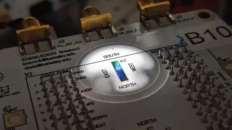 ABŞ-da gələcəyin kvant kompüterləri üçün əsas ola biləcək unikal çip yaradıldı