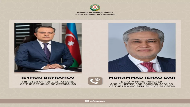 Bayramov pakistanlı həmkarı ilə danışdı