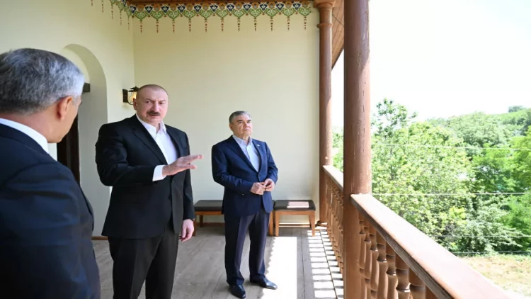 İlham Əliyev və Qurbanqulu Berdiməhəmmədov Şuşada Mehmandarovların malikanə kompleksində olublar - VİDEO - FOTO