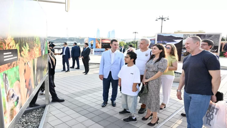 Leyla Əliyeva fotosərgi açılışında - FOTO