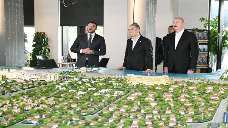 İlham Əliyev və Qurbanqulu Berdiməhəmmədov “Sea Breeze”də olublar - VİDEO - FOTO