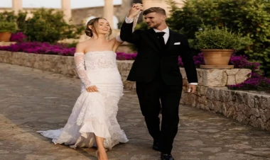 Ulduz futbolçu bu qızla EVLƏNDİ: gözəlliyi ilə 