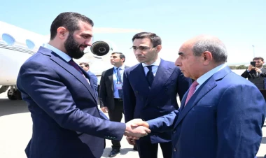 Əhməd Əl Şaraa Azərbaycana işgüzar səfərə gəldi - FOTO