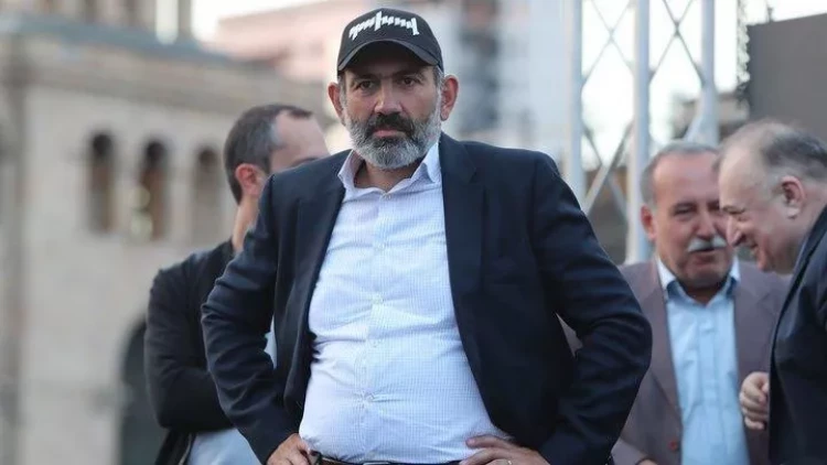 Paşinyan düz sərhədimizə gəldi - SƏBƏB