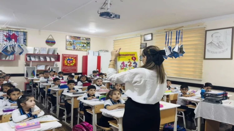 Bakıda ibtidai sinif müəllimi vəfat etdi