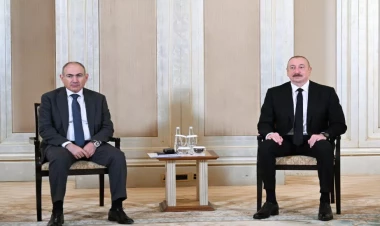 Prezidentin Nikol Paşinyanla görüşü olub - VİDEO - FOTO