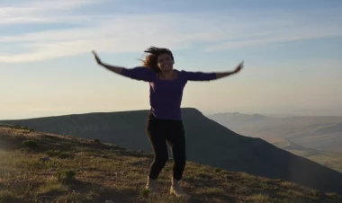 Baş Prokurorluqdan paraşütlə qayaya çırpılıb ölən Nuranə ilə bağlı AÇIQLAMA - Yenilənib - FOTO