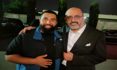 Jah Khalibdən Eyyub Yaqubova böyük jest