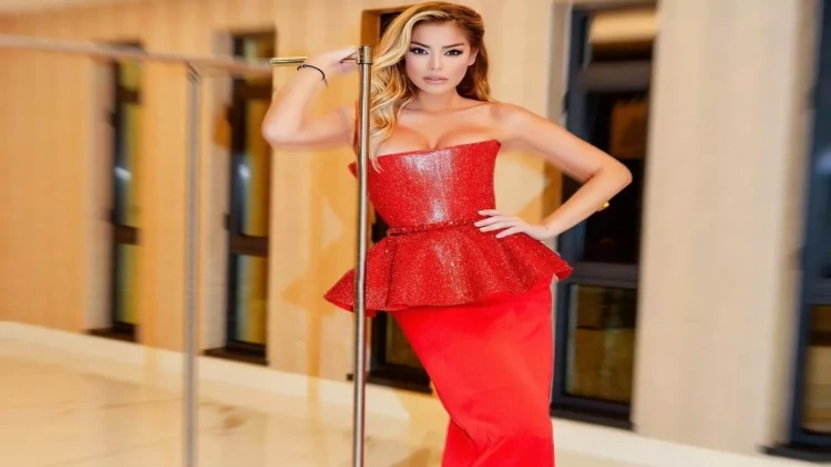 Petek Dinçözün Bakıdan VİDEOsu yayıldı - gözəlliyi ilə 