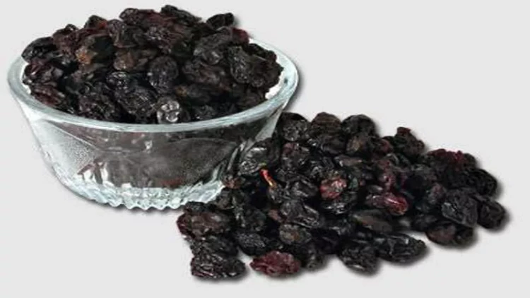 Qara kişmişin faydaları