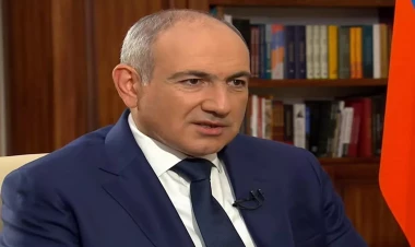 Paşinyan “Hraparak” qəzetini məhkəməyə verir