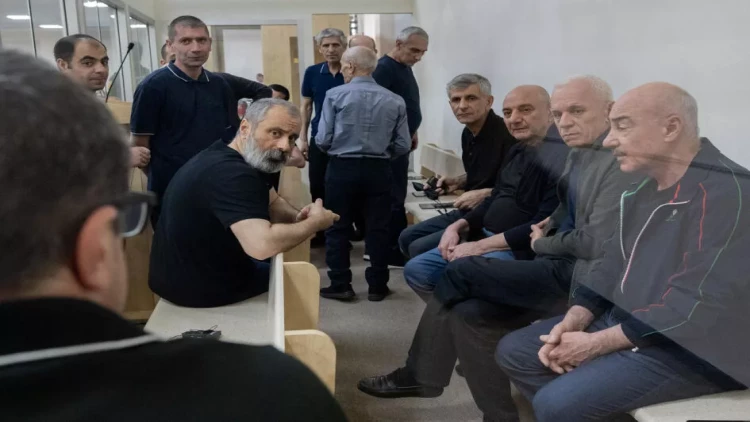 Ermənistan silahlı qüvvələrinin Kəlbəcərdə dinc əhalini, uşaqları atəşə tutması ilə bağlı zərərçəkmiş şəxslər məhkəmədə ifadə veriblər - FOTO