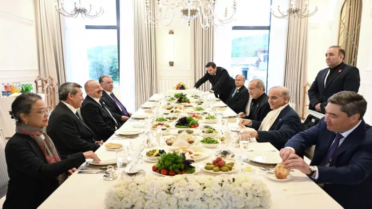 İlham Əliyevin adından İqtisadi Əməkdaşlıq Təşkilatının 17-ci Zirvə görüşünün iştirakçılarının şərəfinə rəsmi nahar verilib - VİDEO - FOTO