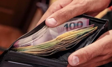 Azərbaycanda ən az maaşı kim alır? - açıqlama