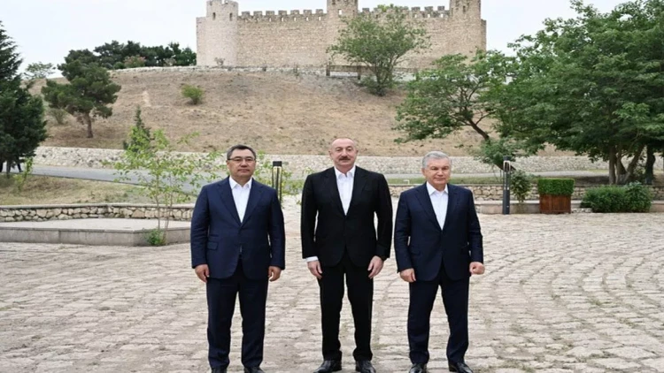 Bakı Asiyanı Avropa ilə birləşdirir