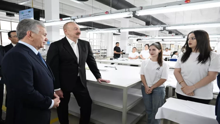 Azərbaycan və Özbəkistan prezidentləri Xankəndidəki “Businesstex JV” tikiş fabrikinin fəaliyyəti ilə tanış olublar - VİDEO - FOTO