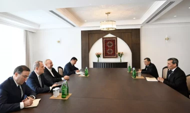 İlham Əliyev Xankəndidə Rəşid Meredovu qəbul edib - VİDEO - FOTO