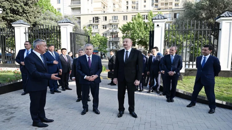 İlham Əliyev və Şavkat Mirziyoyev Özbəkistanın Azərbaycandakı səfirliyinin yeni binasının açılışında iştirak ediblər - FOTO