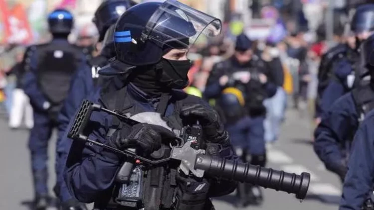 BMT Fransa polisinin zorakılığını gündəmə gətirdi: Ölüm halları artıb