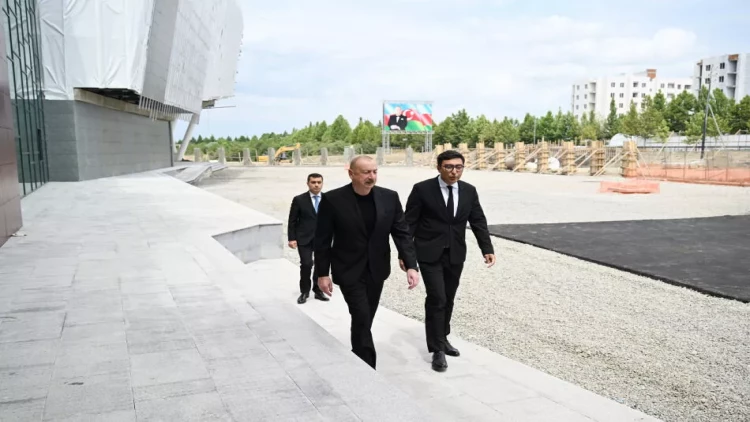 Prezident Yevlax Olimpiya İdman Kompleksində görülmüş işlərlə tanış olub - VİDEO - FOTO