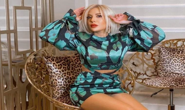 Azərbaycanlı müğənnini 