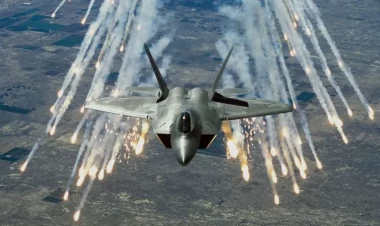 ABŞ İranın 3 şəhərini bombaladı