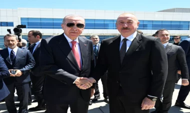 Prezident Türkiyəyə işgüzar səfərə gedib - VİDEO - FOTO