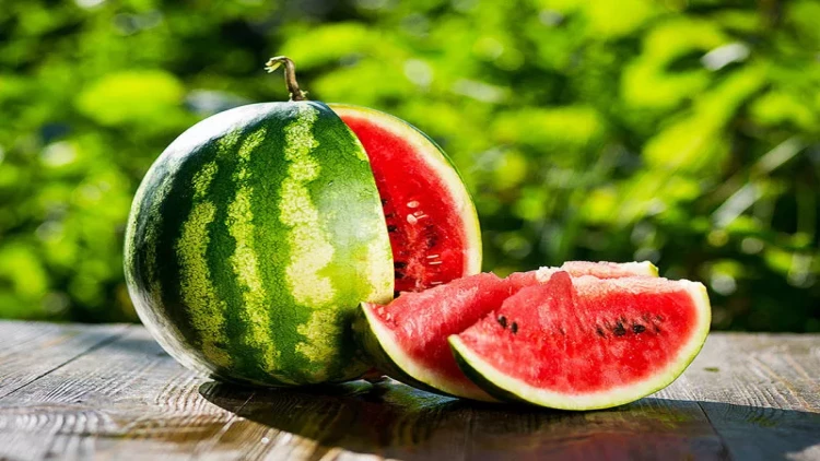 Qarpız alarkən nələrə diqqət etməliyik?