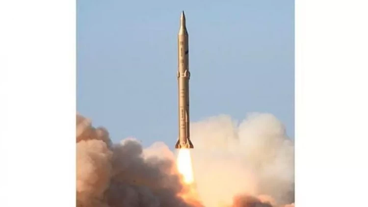 İran ilk dəfə ortamənzilli “Sacil” raketini buraxdı - yenilənib