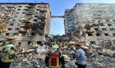 Rusiya Kiyevi atəşə tutdu - 14 ölü