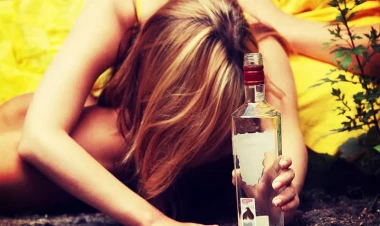 Alkoqol qadınlarda beynin immun müdafiəsini kişilərdən daha çox zədələyir