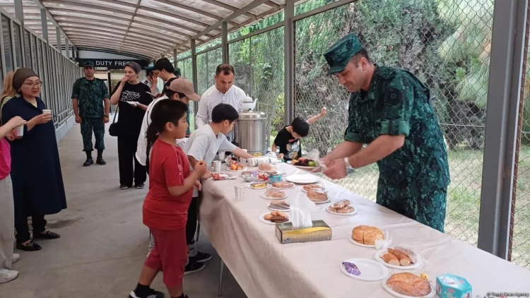 Qırğızıstan vətəndaşları İrandan Azərbaycana təxliyə edildi - yenilənib - FOTO