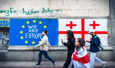 “Gürcü Arzusu”nda yerdəyişmələr: Tbilisidə əslində nə baş verir?