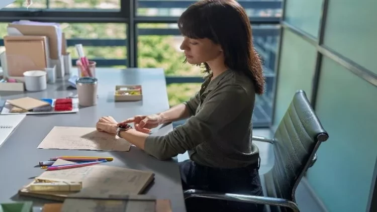 HUAWEI WATCH 5-YENİ NƏSİL SENSOR TEXNOLOGİYASI - X-TAP SENSORU – SAĞLAMLIQDA RƏQƏMSAL İNQİLAB