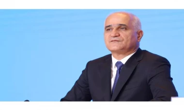 Prezident Şahin Mustafayevi 1-ci dərəcəli “Vətənə xidmətə görə” ordeni ilə təltif etdi