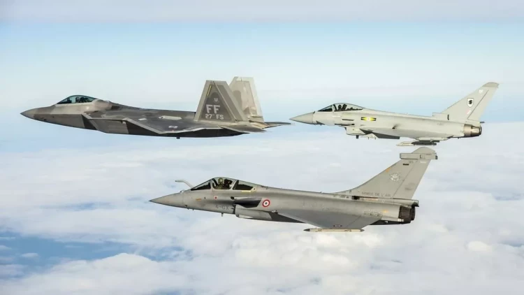 Bu ölkə Rusiyaya görə qırıcıları havaya qaldırdı