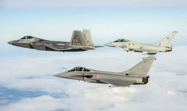 Bu ölkə Rusiyaya görə qırıcıları havaya qaldırdı