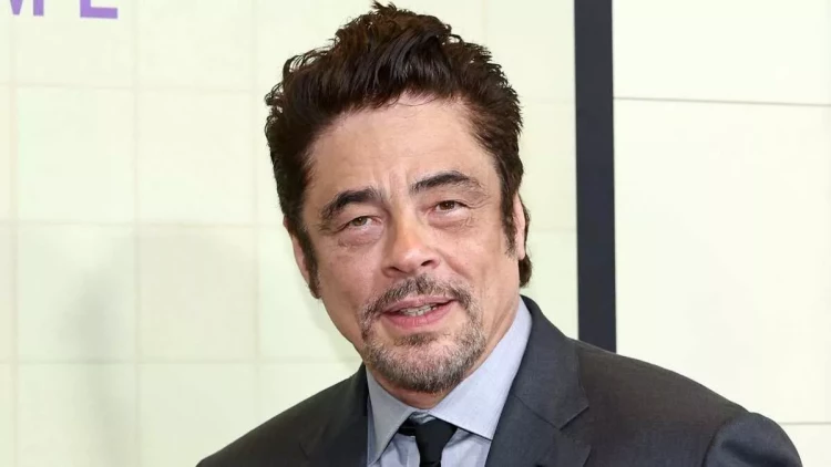 Tanınmış aktyor aeroportda saxlanıldı - FOTO