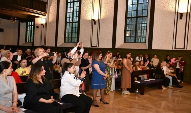 Hüseynqulu Sarabski adına Uşaq Musiqi Məktəbinin 70 illik yubileyinə həsr olunmuş konsert baş tutub - FOTO