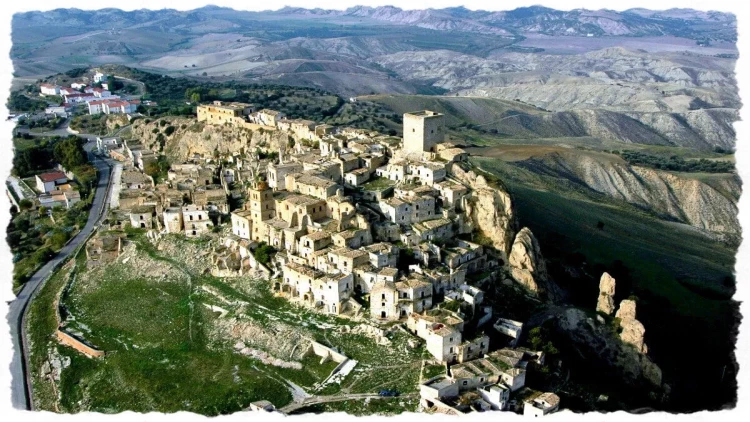 Avropanın ən gözəl şəhərlərindən biri kimsəsiz qalıb - FOTOlar