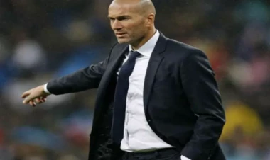 Zinəddin Zidan 100 milyon avroluq təklifi rədd etdi