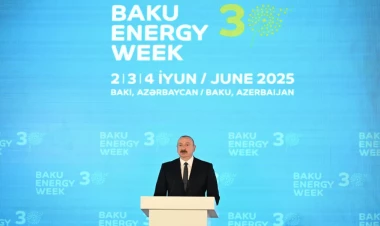 Prezident Bakı Ekspo Mərkəzində keçirilən forumun rəsmi açılış mərasimində çıxış edib - VİDEO - FOTO