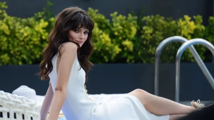 Bu qıza Türkiyənin ən gözəl aktrisası deyirlər  - VİDEO