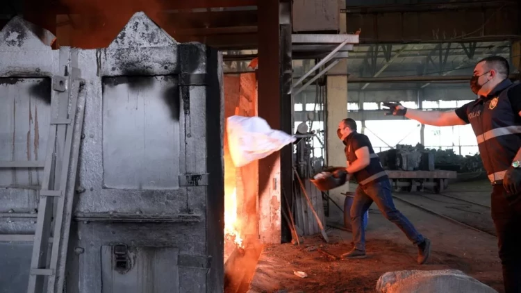 4 tondan çox narkotik vasitə və psixotrop tərkibli həb məhv edilib - VİDEO