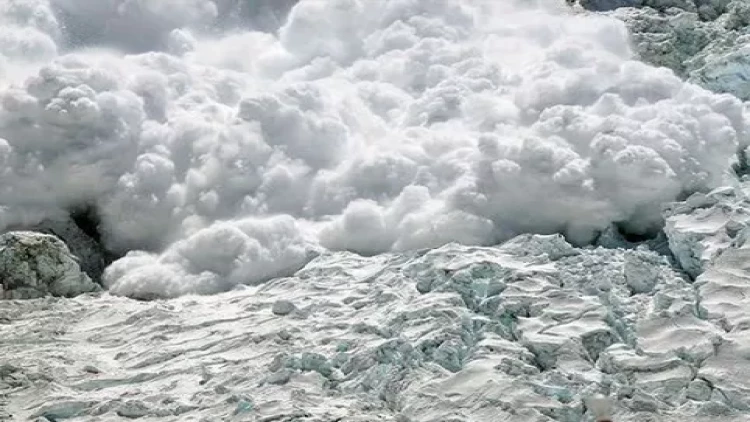 FHN qar uçqunu ilə bağlı vətəndaşlara xəbərdarlıq etdi