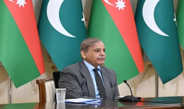 Məhəmməd Şahbaz Şərif: Bayraqlarımız hər zaman bir yerdə yüksəklərdə dalğalanacaq