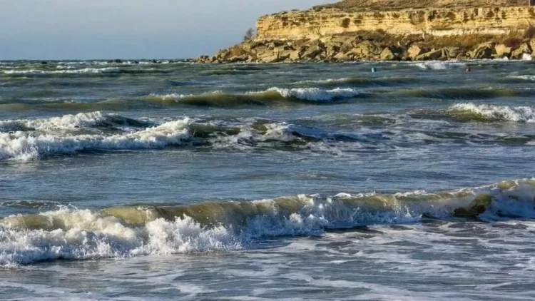 Xəzərdə yeni ada peyda oldu